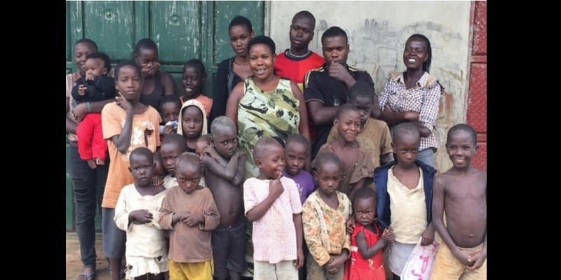 Ouganda La Femme La Plus Fertile Du Pays A Donne Naissance A 44 Enfants Video