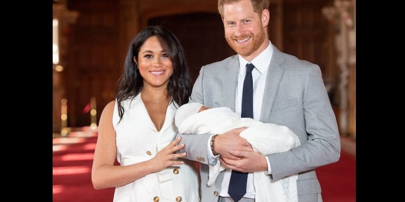 Meghan et Harry: Les premières images de leur bébé (vidéo ...