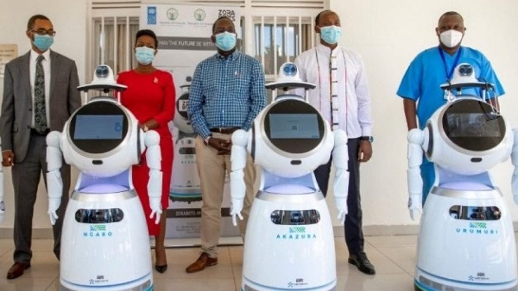 Rwanda/coronavirus : des robots utilisés pour faire les tests de dépistage (photos)