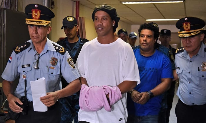 Ronaldinho enfin libéré de prison après plus de 5 mois de détention au Paraguay
