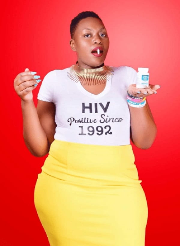 Une jeune femme célèbre 28 ans de vie avec le VIH: Photos
