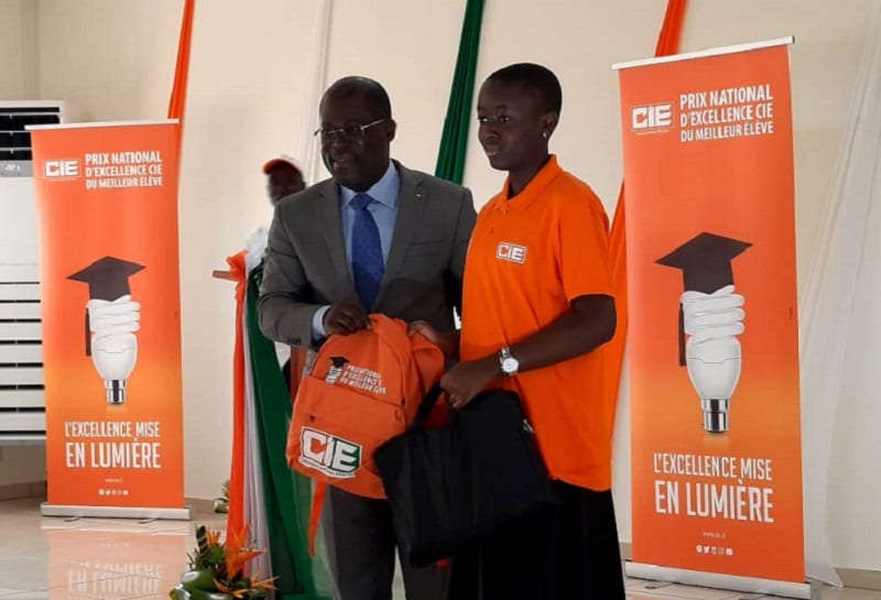 Prix national d'excellence CIE du meilleur élève 2020 : la société d'électricité honore les élèves de la Côte d’Ivoire