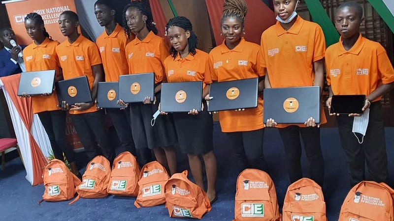 Prix national d'excellence CIE du meilleur élève 2020 : la société d'électricité honore les élèves de la Côte d’Ivoire