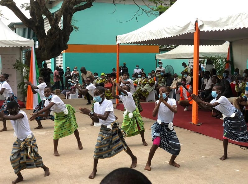 WhatsApp Image 2020 12 18 at 9.33.20 AM - Côte d’Ivoire / Rénovation du groupe scolaire Front Lagunaire : un engagement de la CIE, SODECI et la Fondation ERANOVE